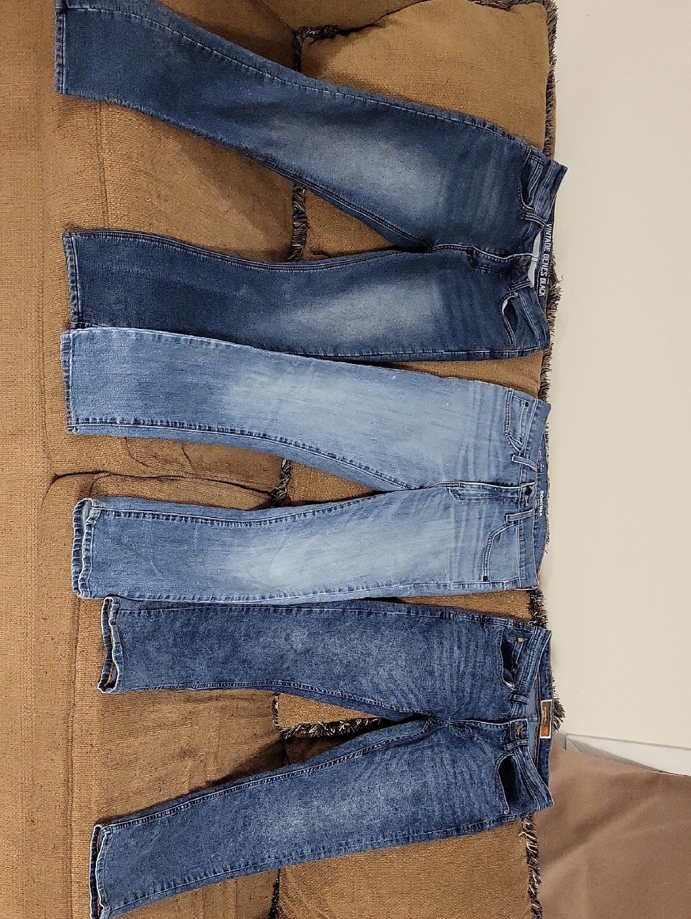 3 Men's Slim Fit Jeans 30-32